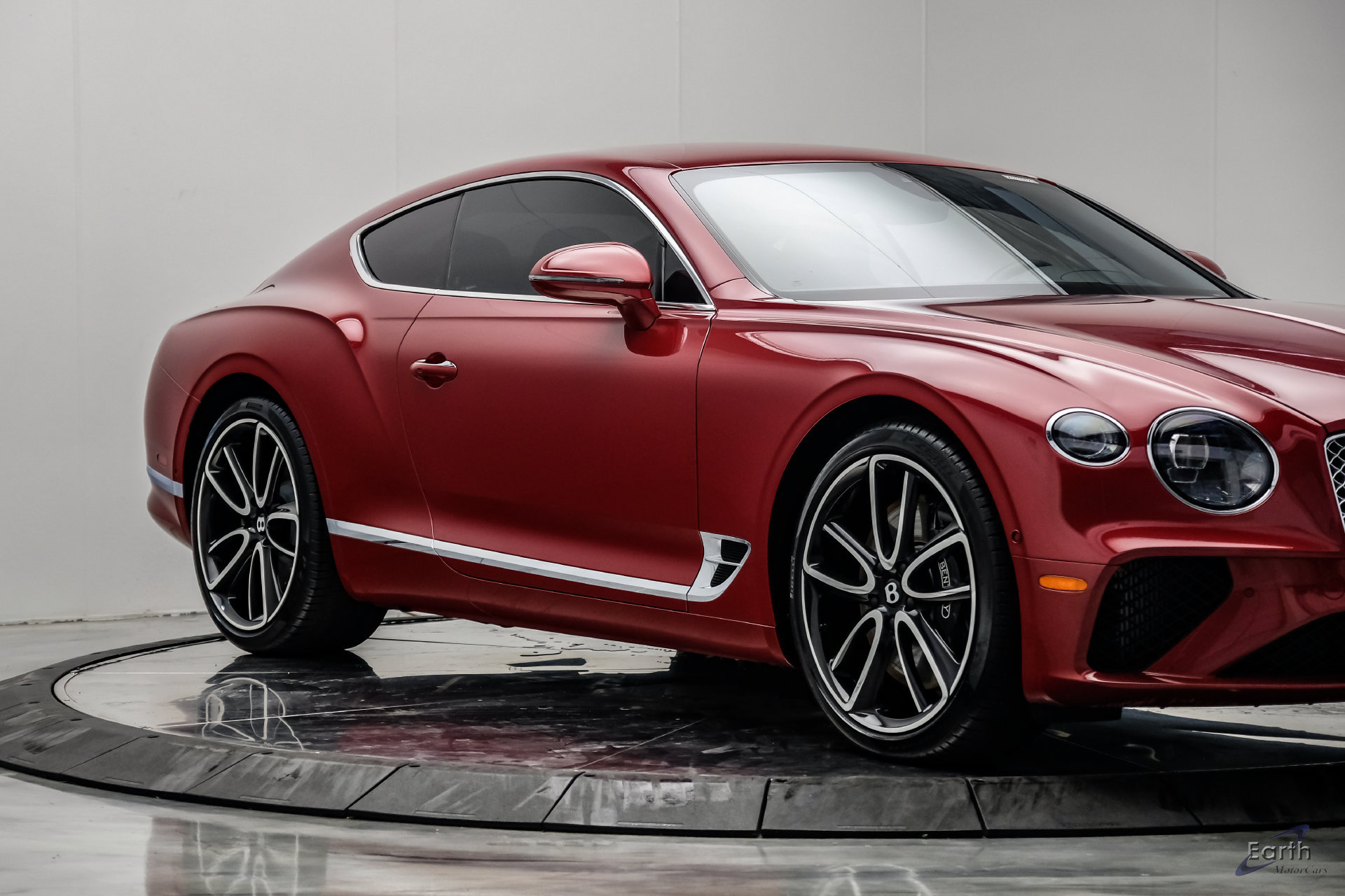 Used 2020 Bentley Continental GT AWD/4WD image 30