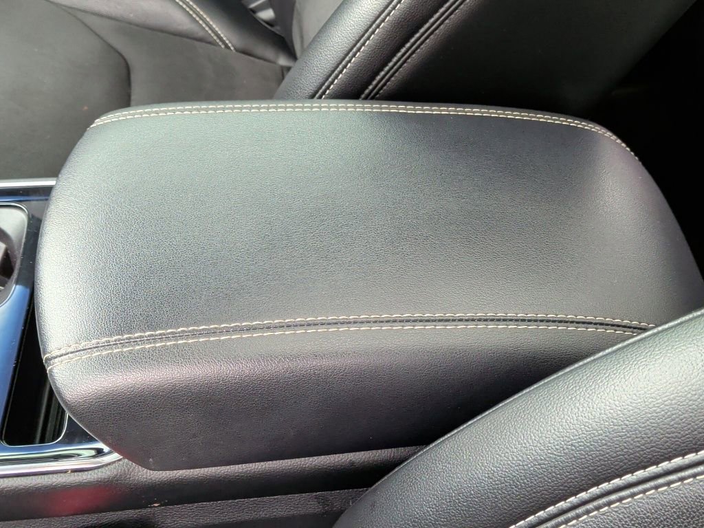 Used 2019 Ford Edge ST w/ Equipment Group 401A AWD/4WD image 35