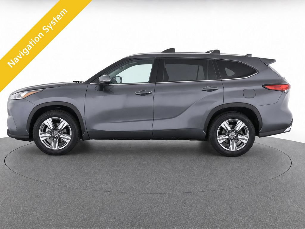 Used 2017 Toyota Highlander Limited Platinum AWD/4WD image 6