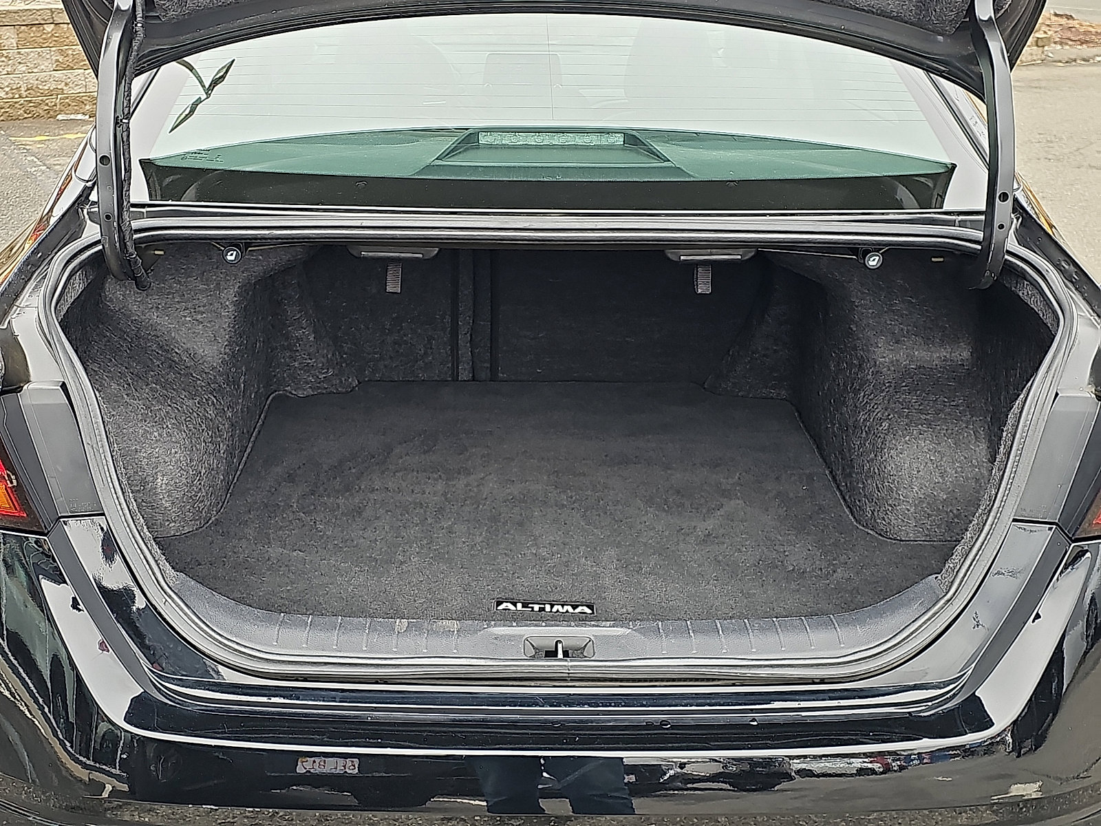 Certified 2023 Nissan Altima 2.5 SR image 29