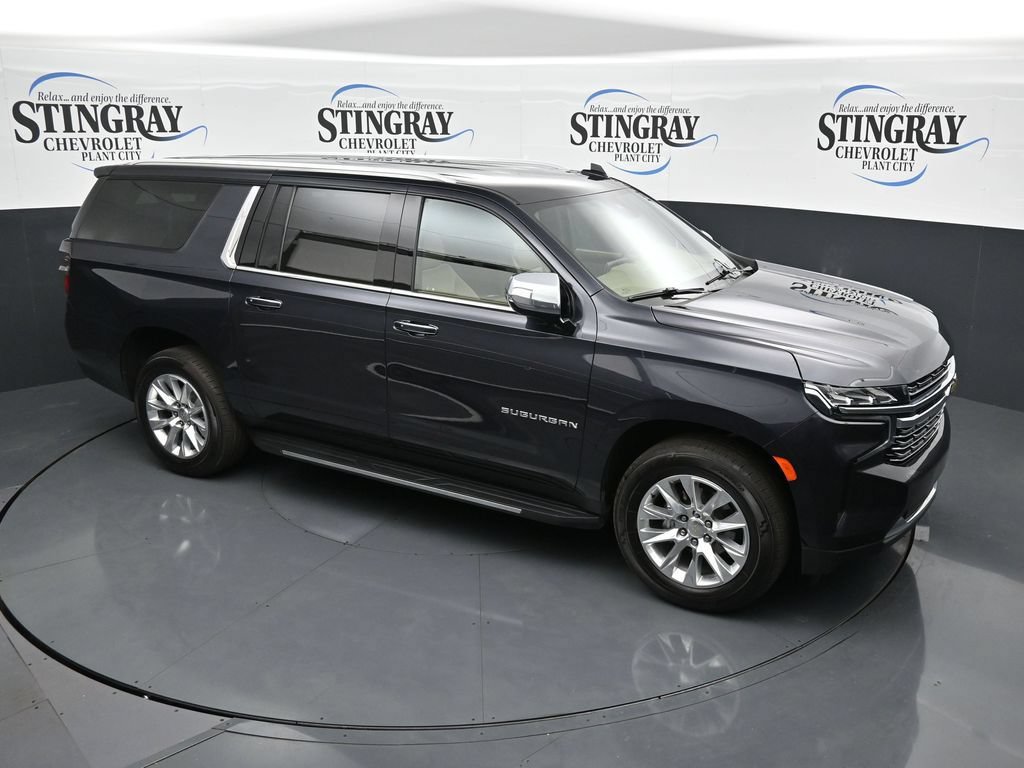 Used 2024 Chevrolet Suburban Premier RWD image 18