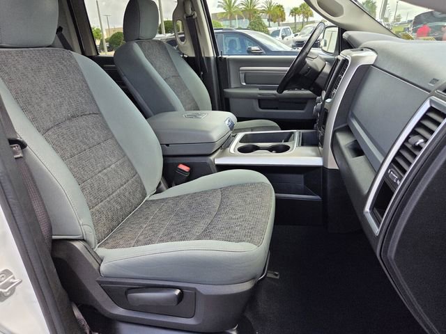 Used 2020 RAM 1500 Classic SLT w/ Luxury Group image 19