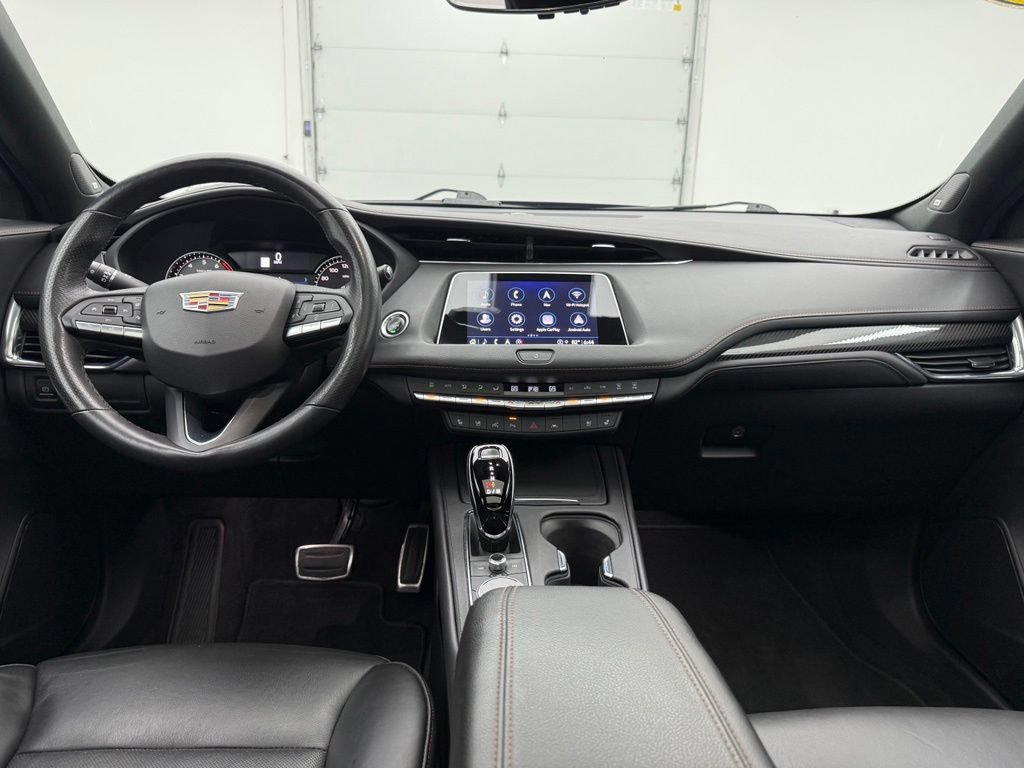 Used 2022 Cadillac XT4 Sport w/ Comfort Package AWD/4WD image 4