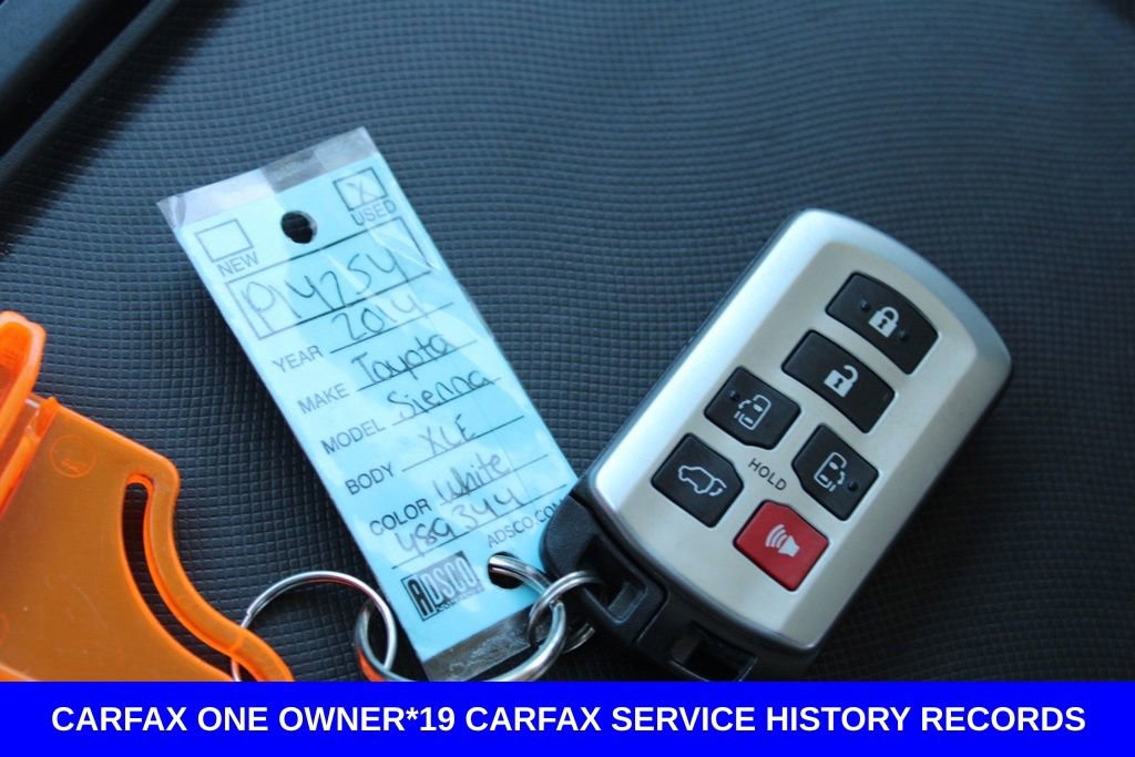 Used 2014 Toyota Sienna XLE w/ XLE Premium Package FWD image 40