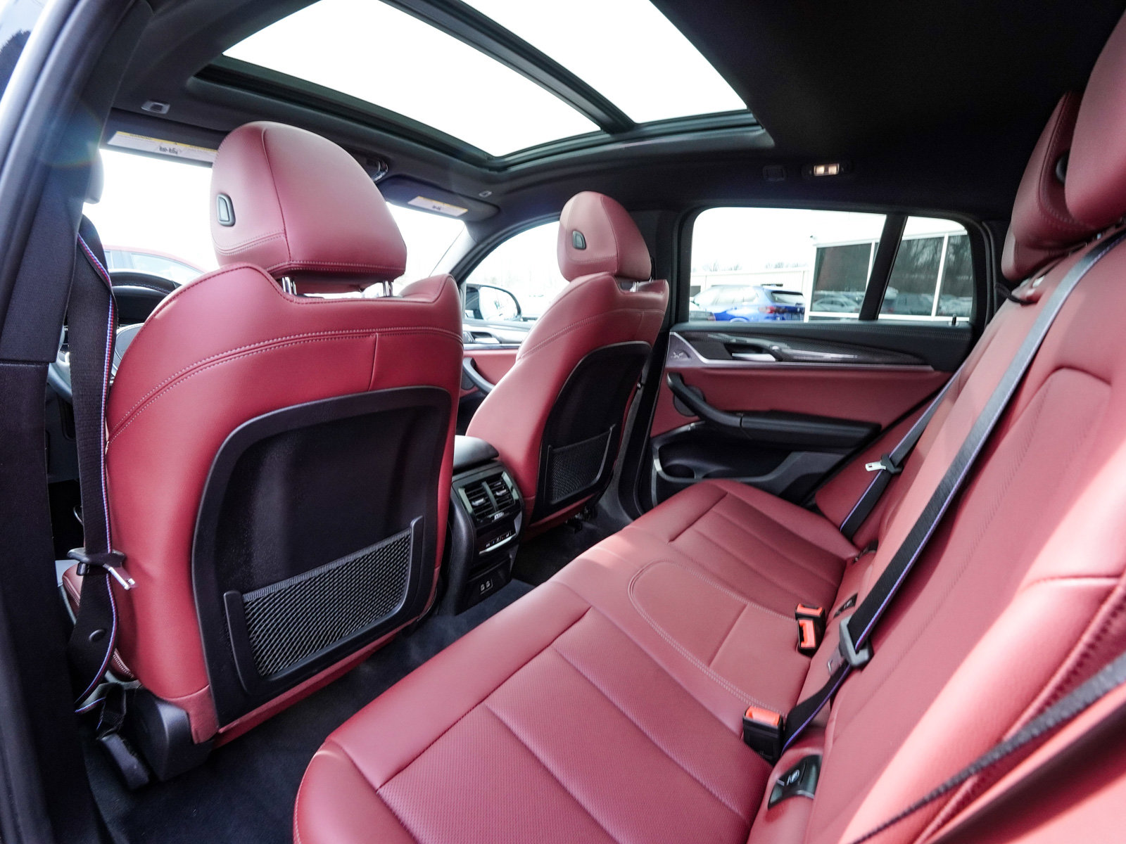 Used 2024 BMW X4 M40i image 38