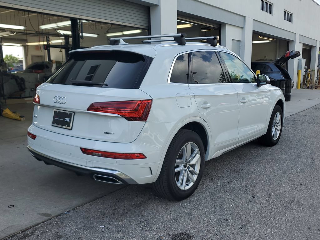 Certified 2023 Audi Q5 2.0T Premium w/ Convenience Package AWD/4WD image 5