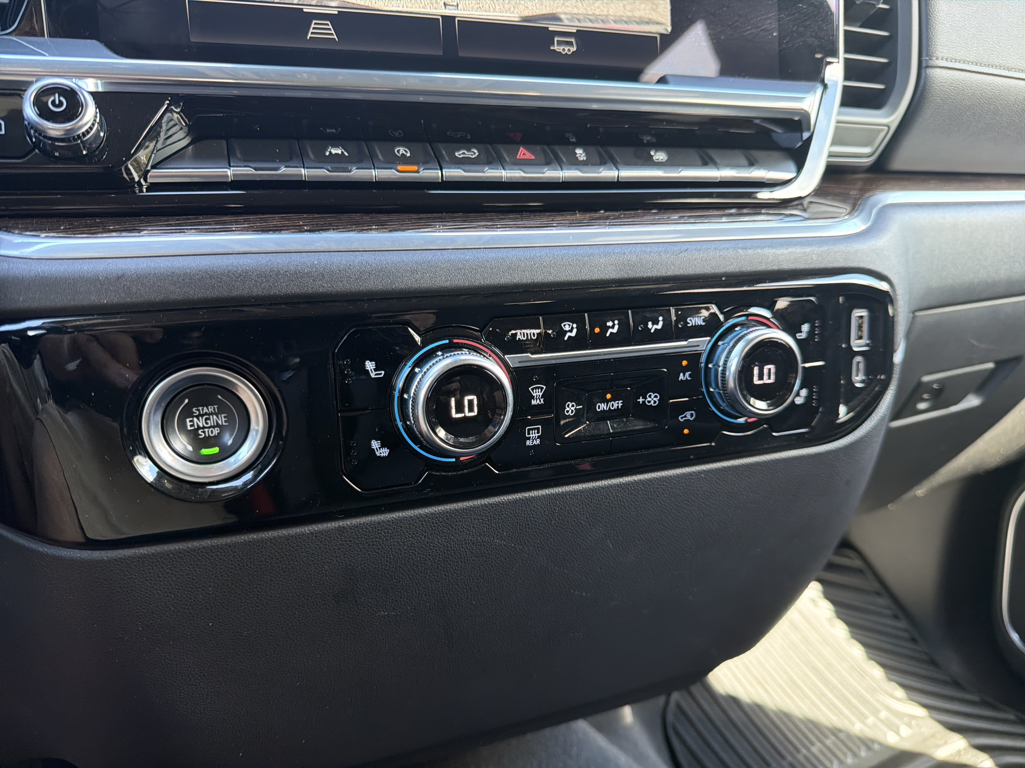 Used 2022 GMC Sierra 1500 SLE AWD/4WD image 26