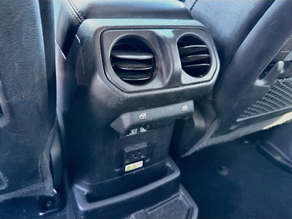 Certified 2023 Jeep Wrangler Unlimited Rubicon 4xe AWD/4WD image 25