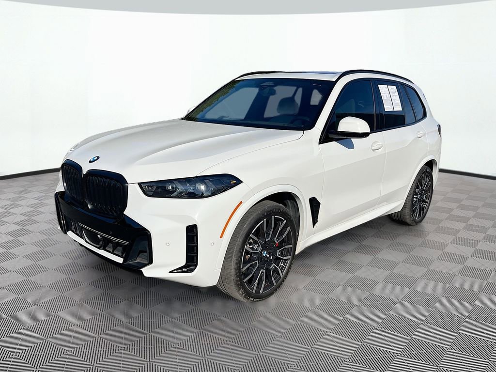 Used 2024 BMW X5 xDrive40i w/ M Sport Package image 1