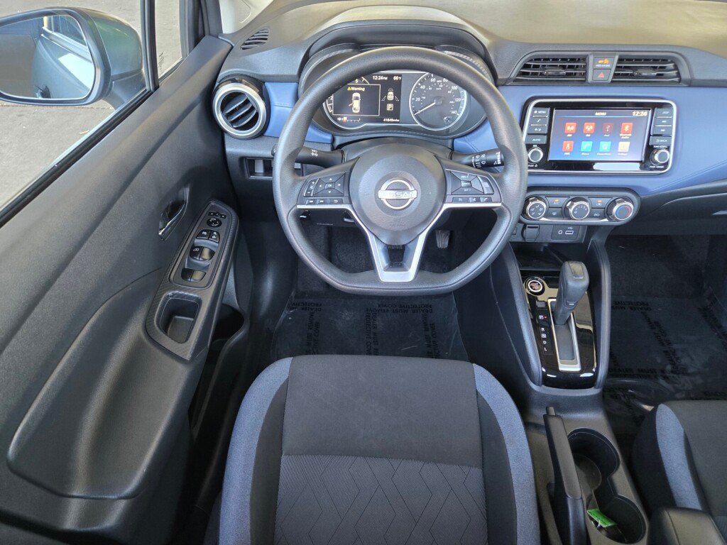 Used 2024 Nissan Versa SV FWD image 11