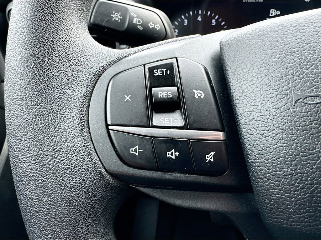 Used 2021 Ford Explorer Base image 9