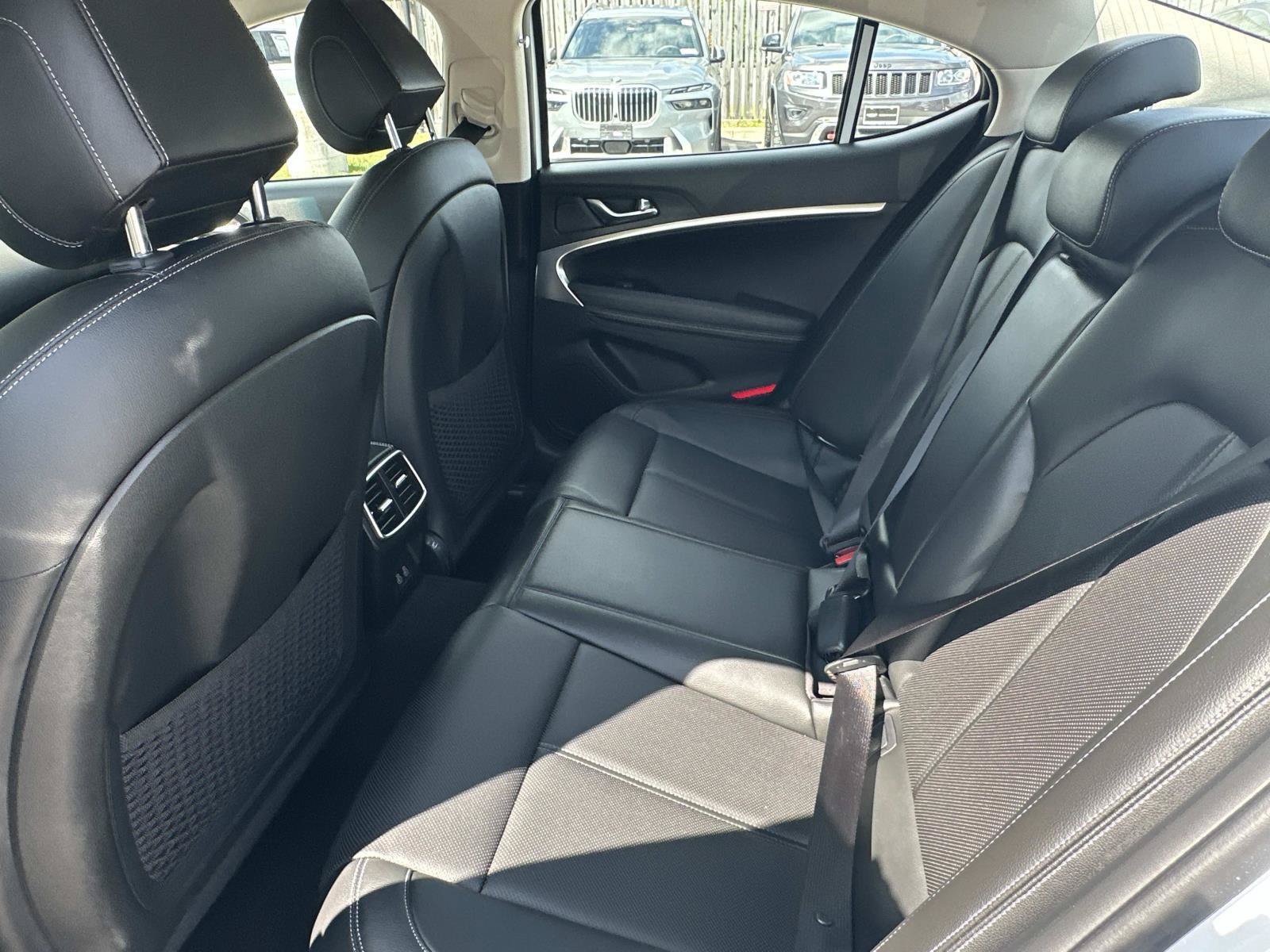 Used 2026 Genesis G70 2.5T AWD/4WD image 33