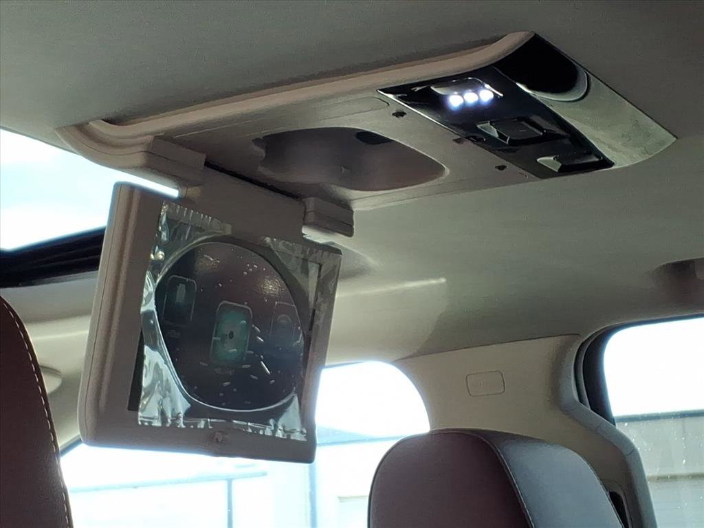 Used 2020 Chevrolet Tahoe Premier w/ Premier Plus Edition image 26