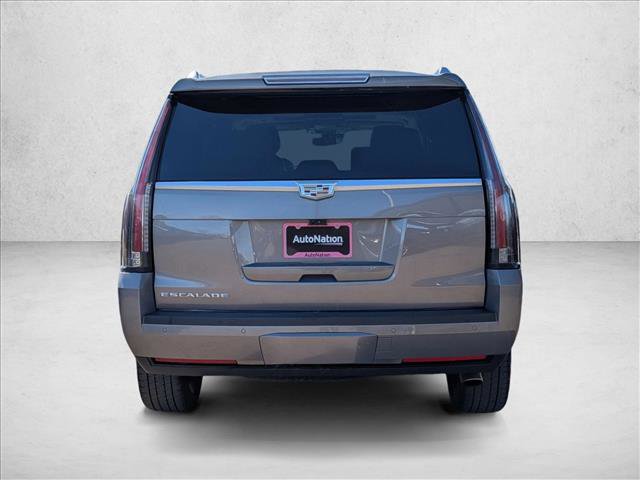 Used 2019 Cadillac Escalade Premium Luxury image 6