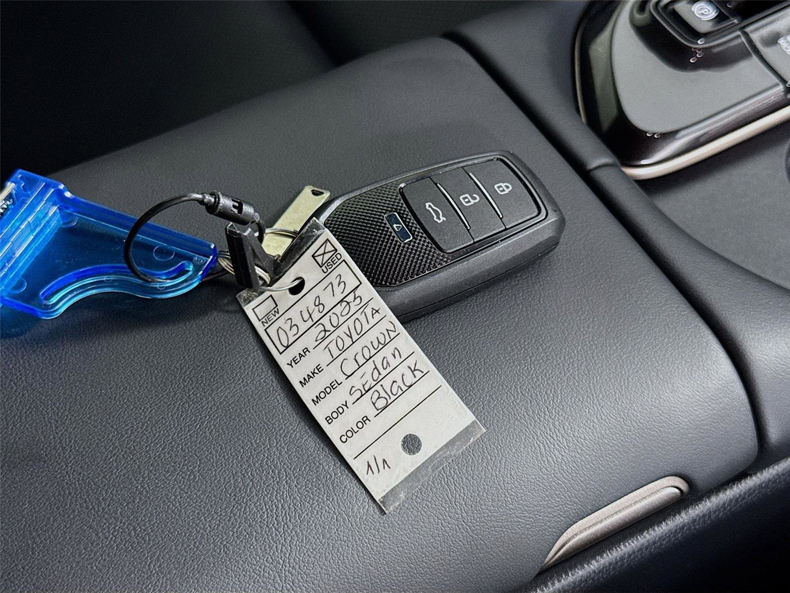 Used 2025 Toyota Crown AWD/4WD image 26