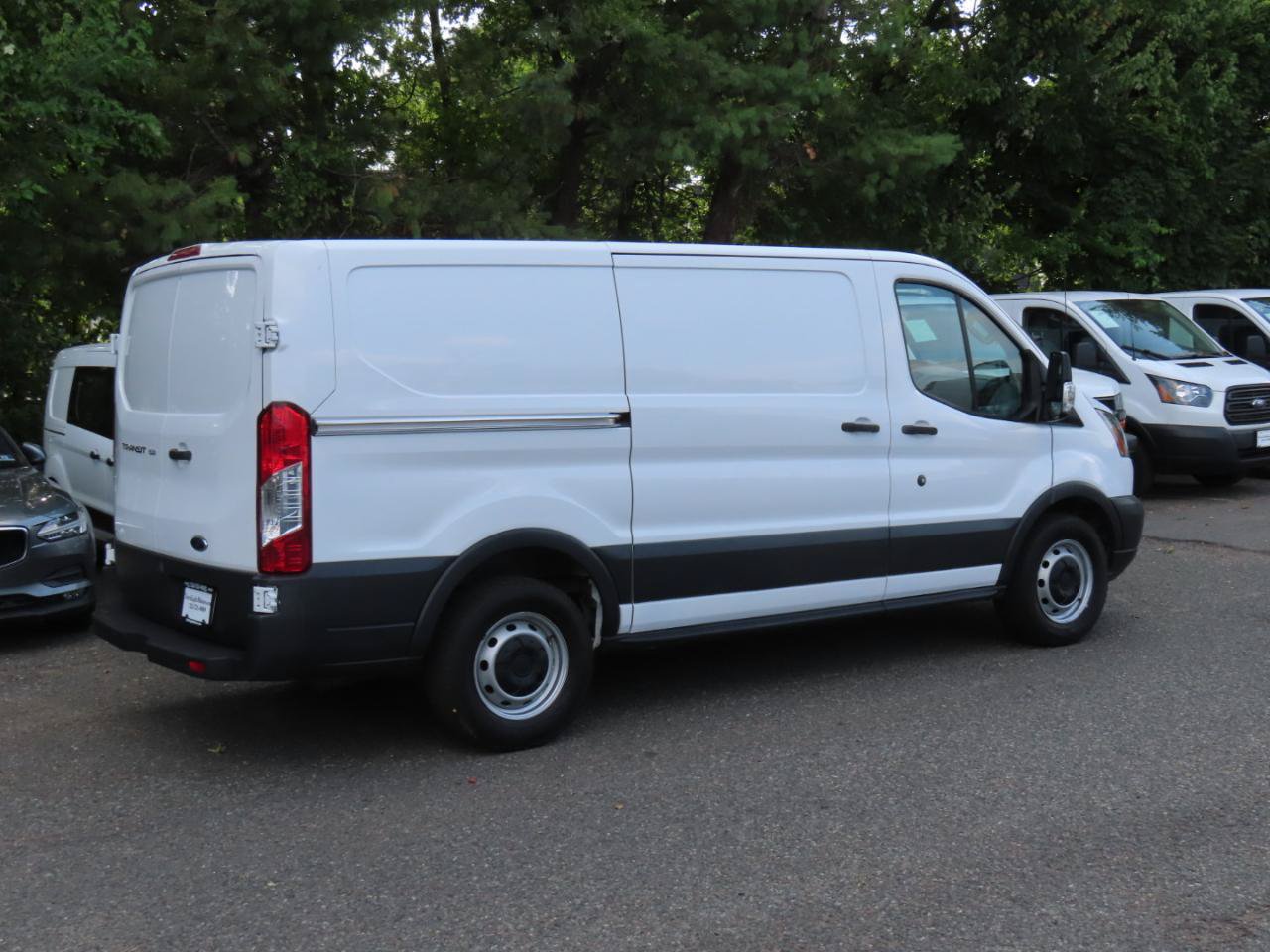 Used 2018 Ford Transit 150 130 Low Roof RWD image 7