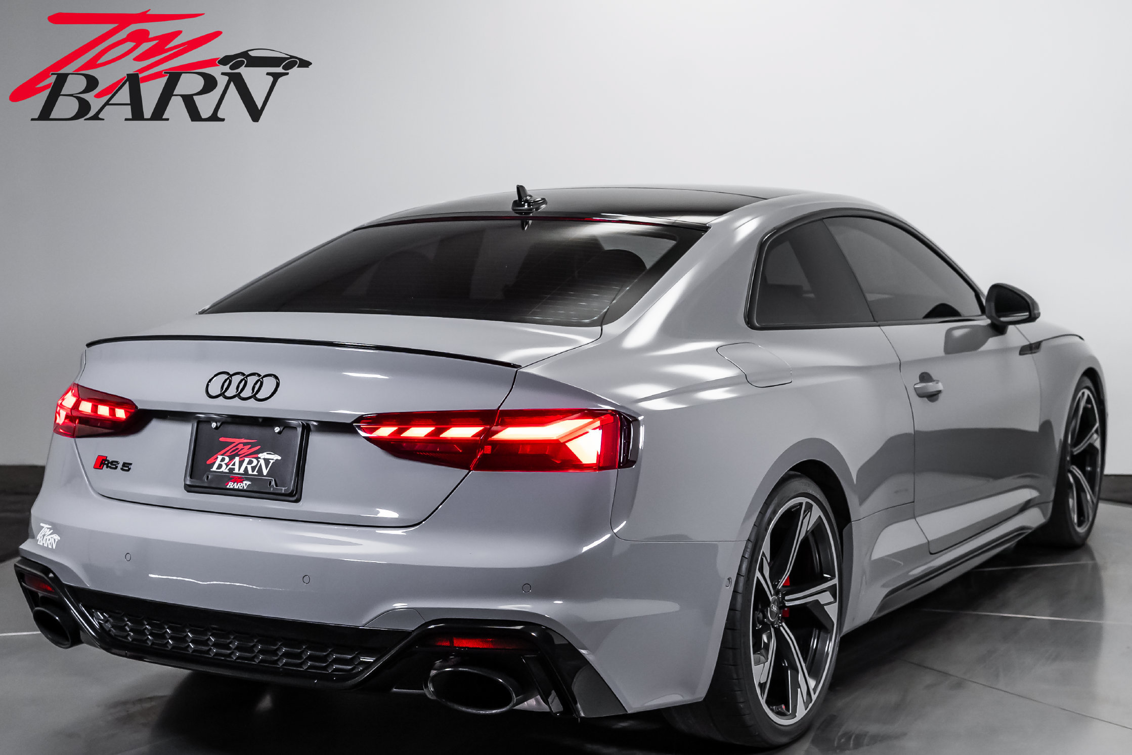 Used 2022 Audi RS 5 AWD/4WD image 5