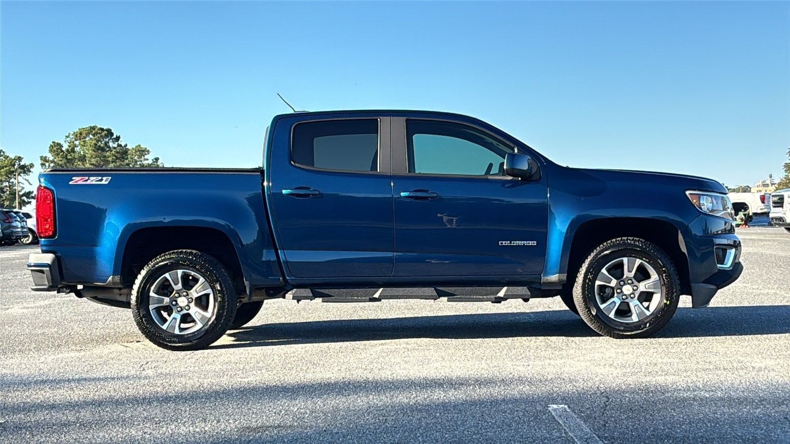 Used 2019 Chevrolet Colorado Z71 image 37