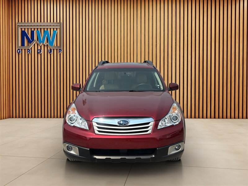Used 2012 Subaru Outback 3.6R Limited AWD/4WD image 2
