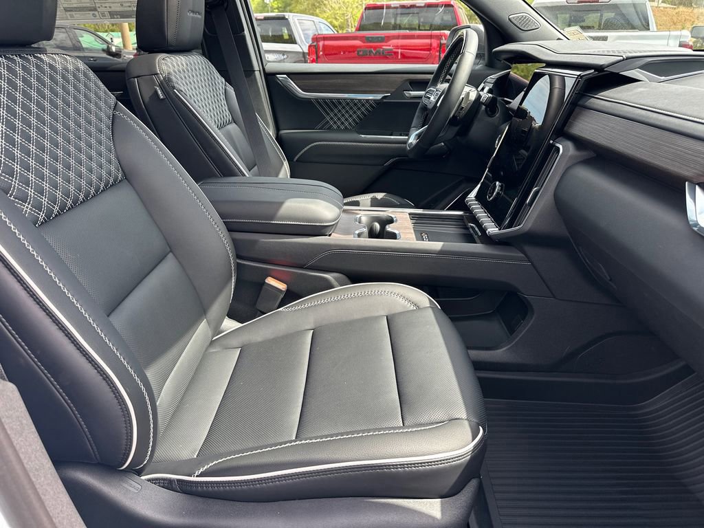 New 2026 GMC Acadia Denali image 14