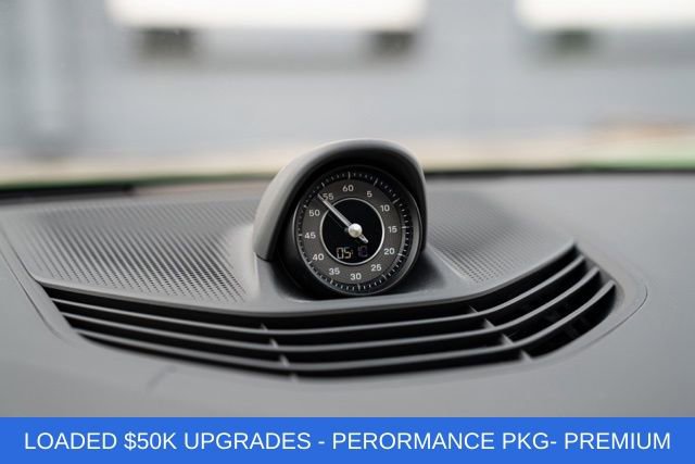 Used 2020 Porsche Taycan 4S image 38