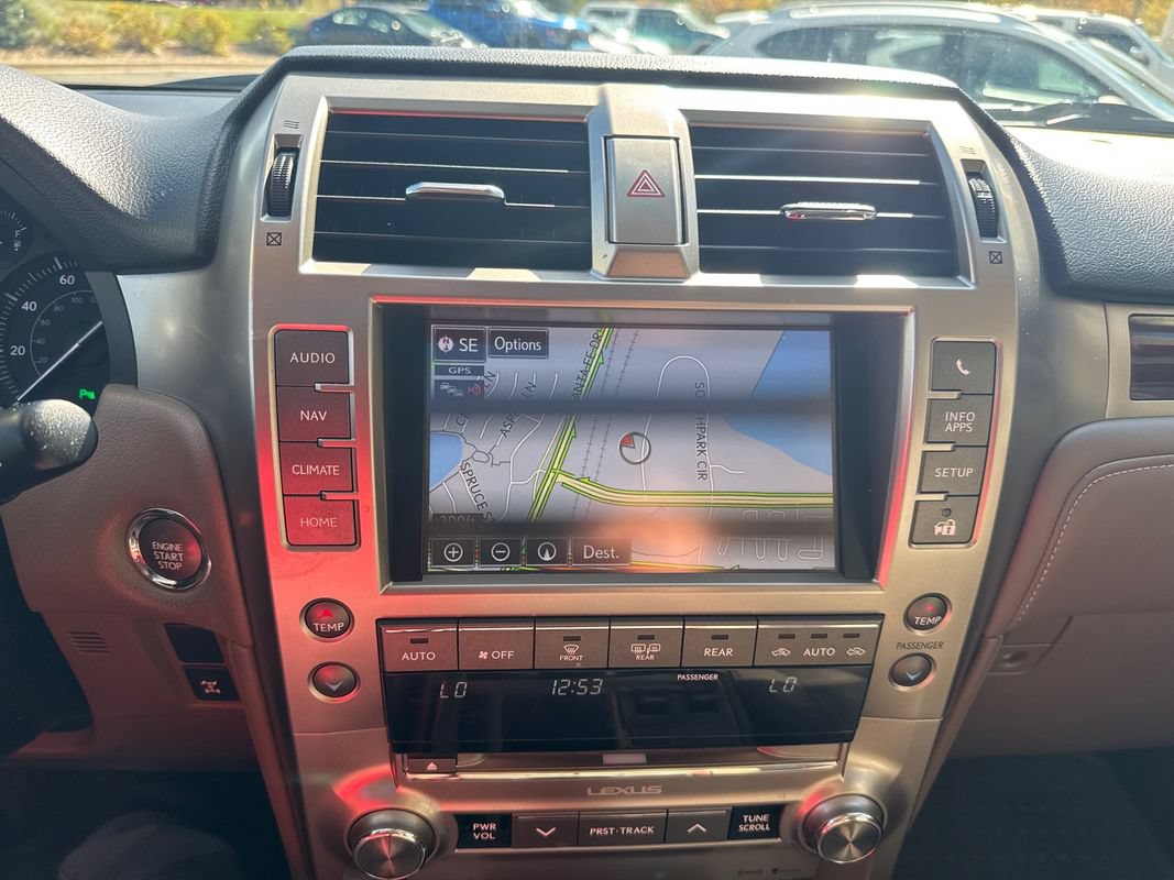 Used 2018 Lexus GX 460 Premium w/ Premium Package AWD/4WD image 35