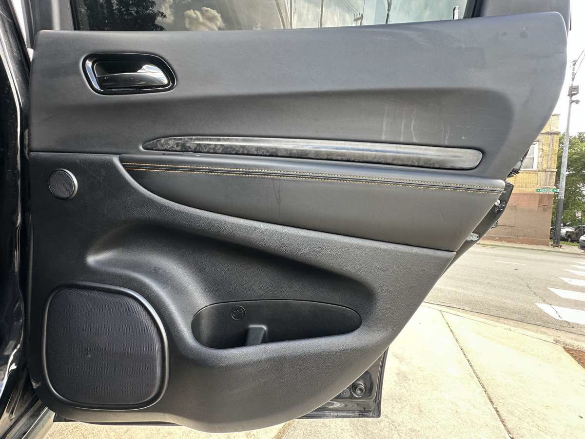 Used 2023 Dodge Durango R/T w/ Hemi Orange Plus Package AWD/4WD image 39