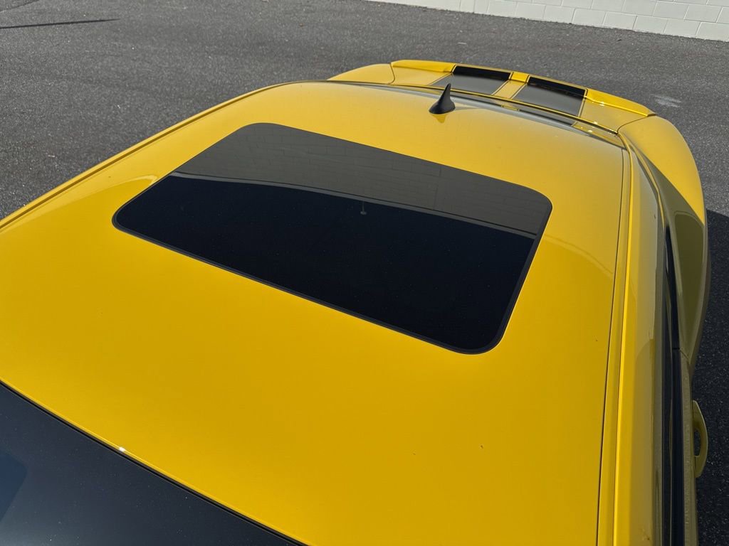 Used 2010 Chevrolet Camaro SS w/ RS Package image 13