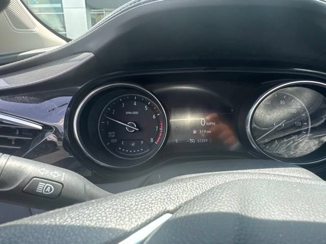 Used 2022 Buick Encore GX Preferred w/ Cold Weather Comfort Package FWD image 1