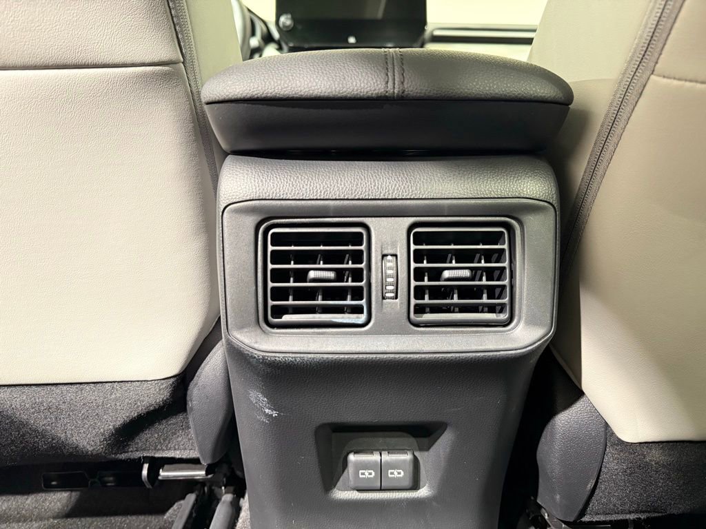 Used 2023 Toyota RAV4 Limited AWD/4WD image 22