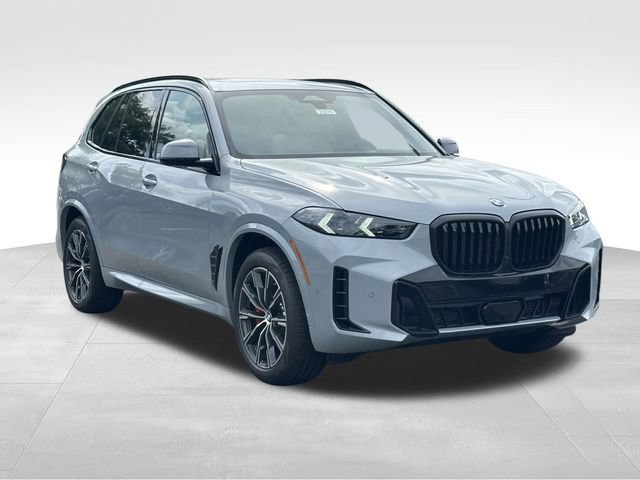 New 2026 BMW X5 xDrive40i w/ M Sport Package AWD/4WD image 1