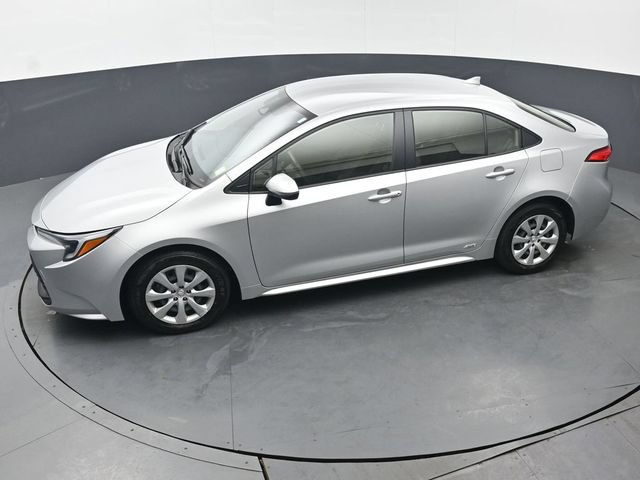 Certified 2026 Toyota Corolla LE AWD/4WD image 35
