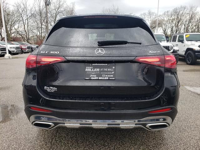 Used 2026 Mercedes-Benz GLC 300 4MATIC image 4