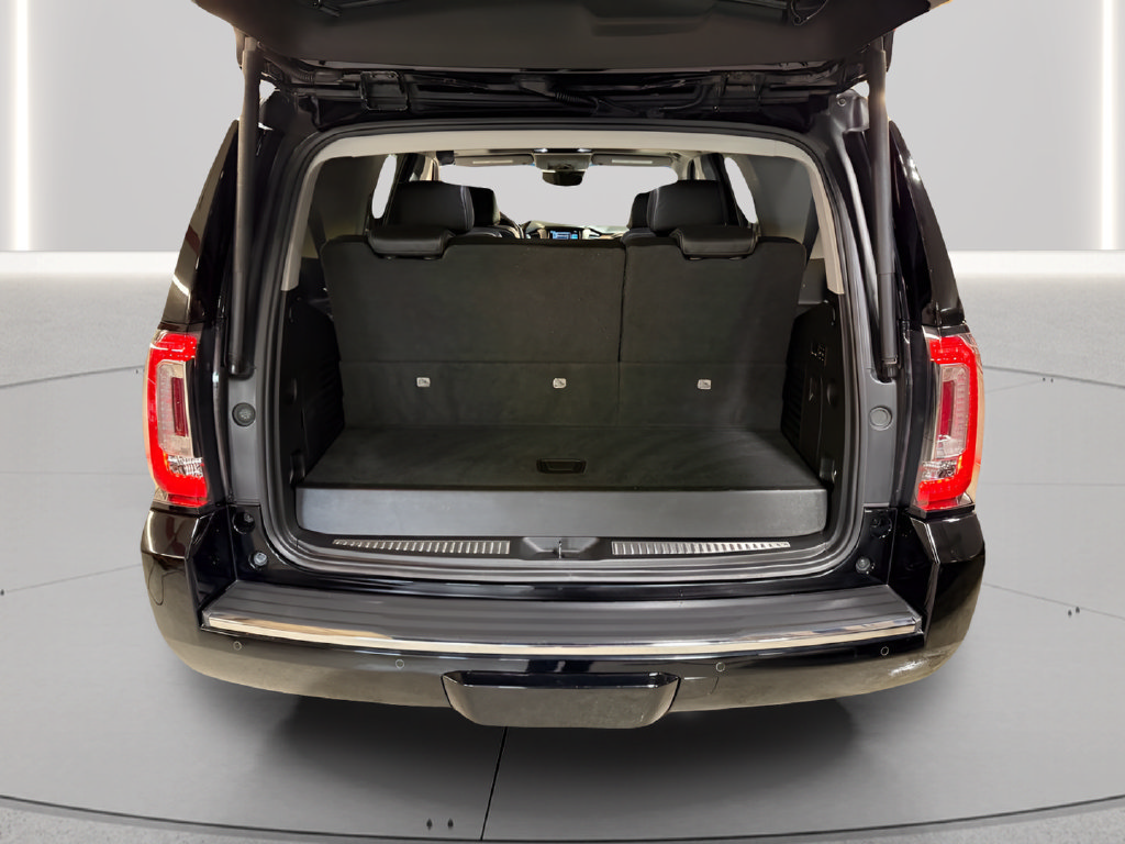 Used 2020 GMC Yukon Denali w/ Open Road Package AWD/4WD image 28