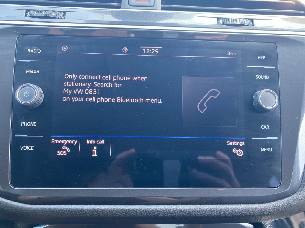 Used 2024 Volkswagen Tiguan SE image 32