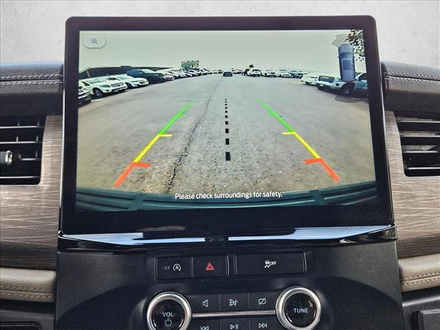 Used 2024 Ford Expedition Max Limited image 15