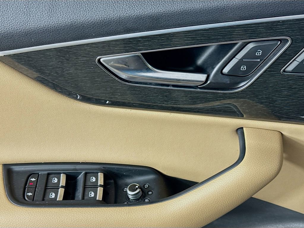 Used 2020 Audi Q7 2.0T Premium Plus w/ Premium Plus Package image 21