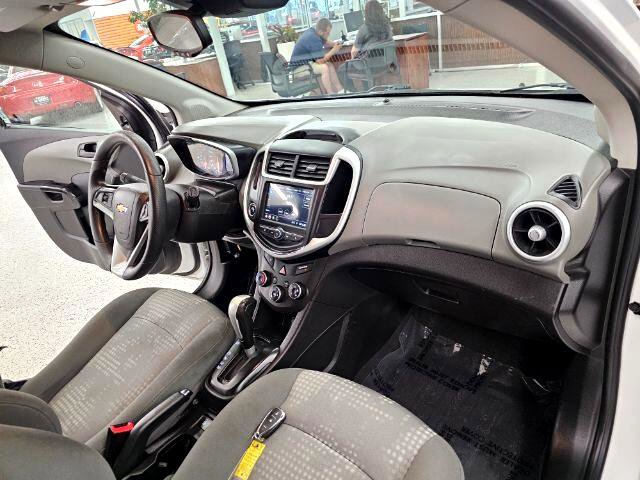 Used 2019 Chevrolet Sonic LT image 8