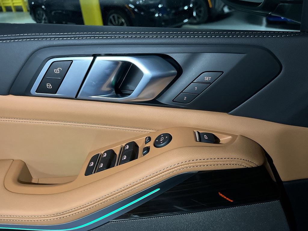 New 2026 BMW X5 xDrive40i w/ Premium Package image 13