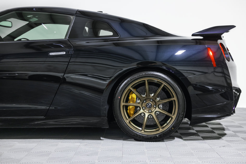 Used 2024 Nissan GT-R w/ Floor Mat Package AWD/4WD image 14