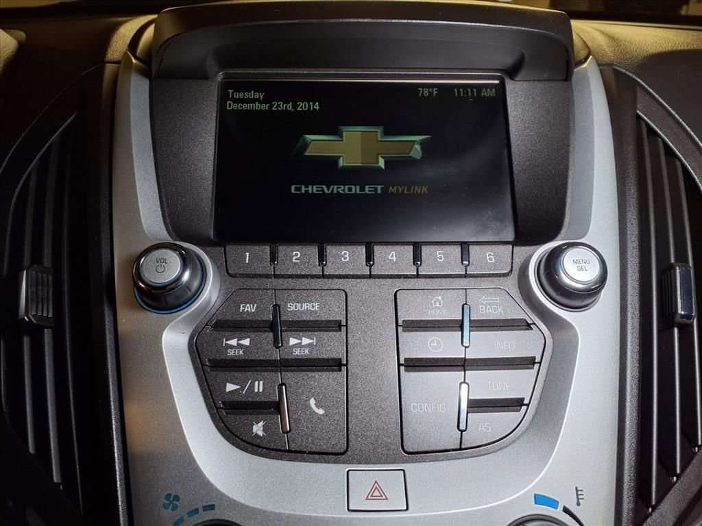 Used 2017 Chevrolet Equinox LT w/ Convenience Package image 4