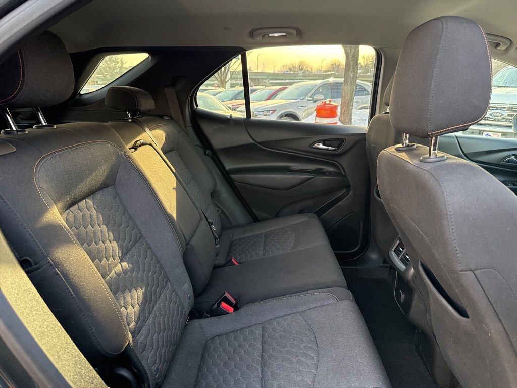 Used 2018 Chevrolet Equinox LT image 27