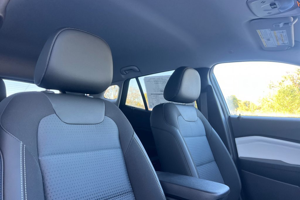 New 2026 Chevrolet Trax LT w/ Driver Confidence Package image 14