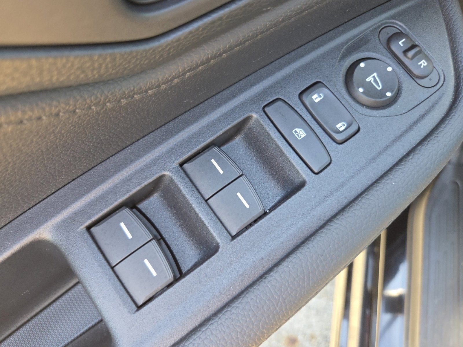 Certified 2023 Honda Odyssey Sport image 29