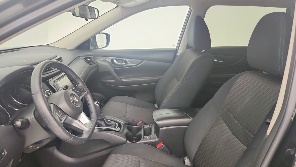 Used 2019 Nissan Rogue SV AWD/4WD image 15