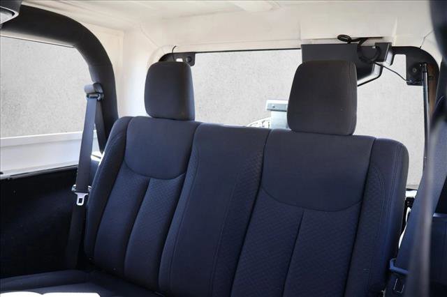 Used 2015 Jeep Wrangler Sport w/ Quick Order Package 23S image 15