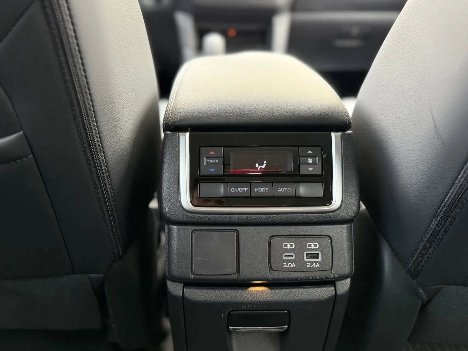 Used 2026 Subaru Ascent Premium AWD/4WD image 40