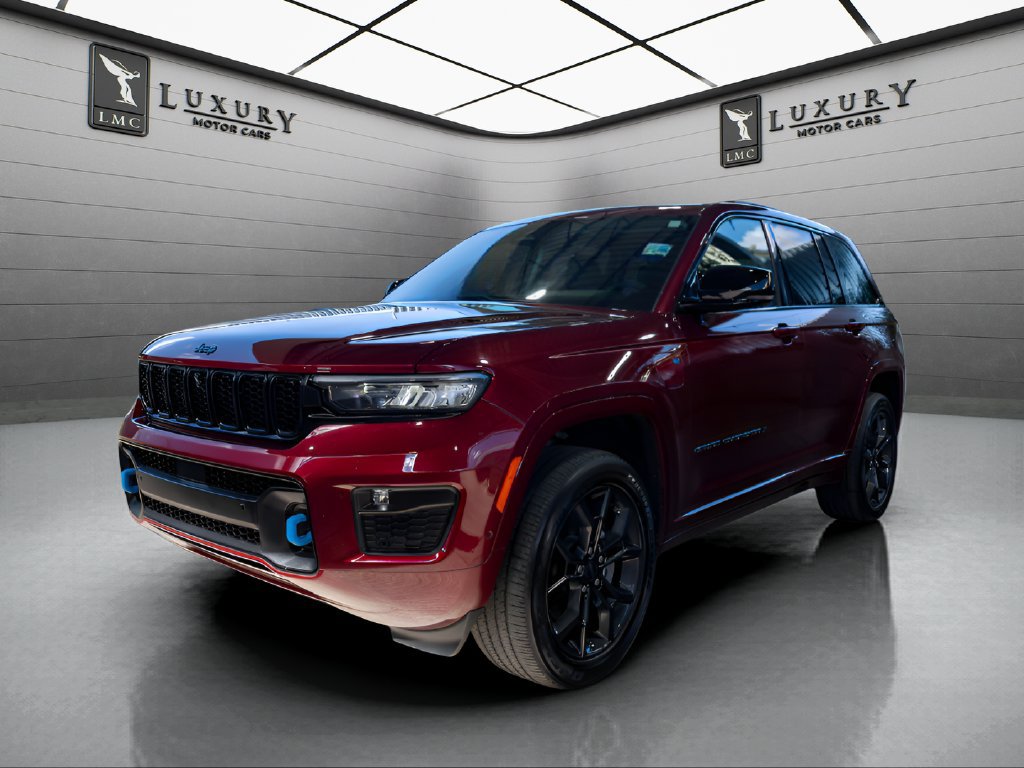 Used 2023 Jeep Grand Cherokee 30th Anniversary AWD/4WD image 4
