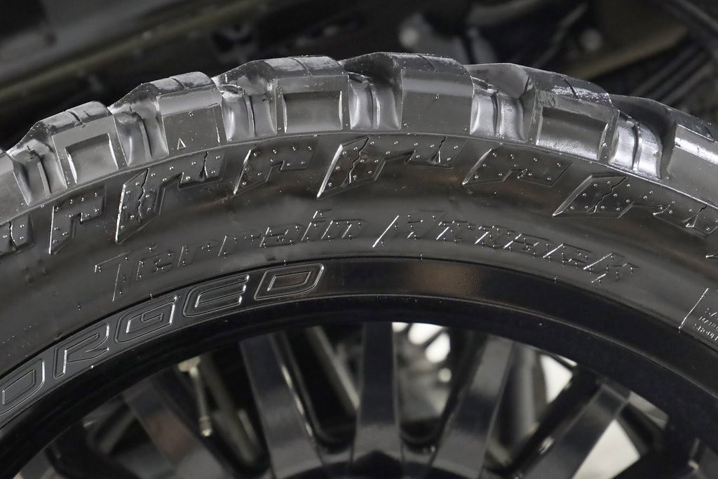 Used 2022 Chevrolet Silverado 3500 High Country w/ LPO, Hitch Package image 40