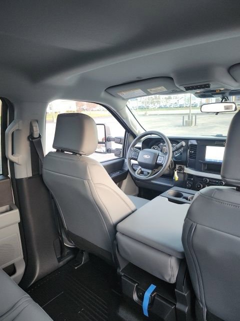 New 2026 Ford F350 XL w/ XL Chrome Package image 28